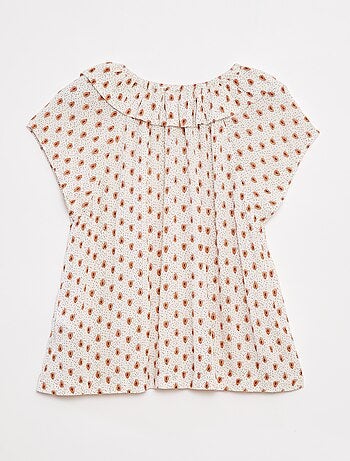 Blusa ligera sin mangas lisa