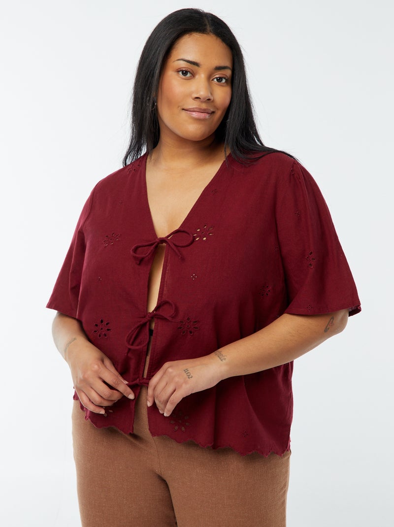 Blusa lisa con bordados y cierre de cordones Rojo - Kiabi