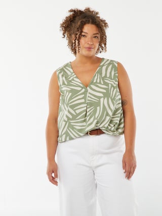Blusa lisa con costura de fantasía en el cuello