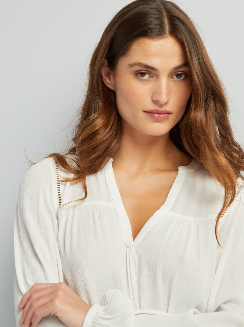 Blusa lisa con cuello de pico BLANCO - Kiabi