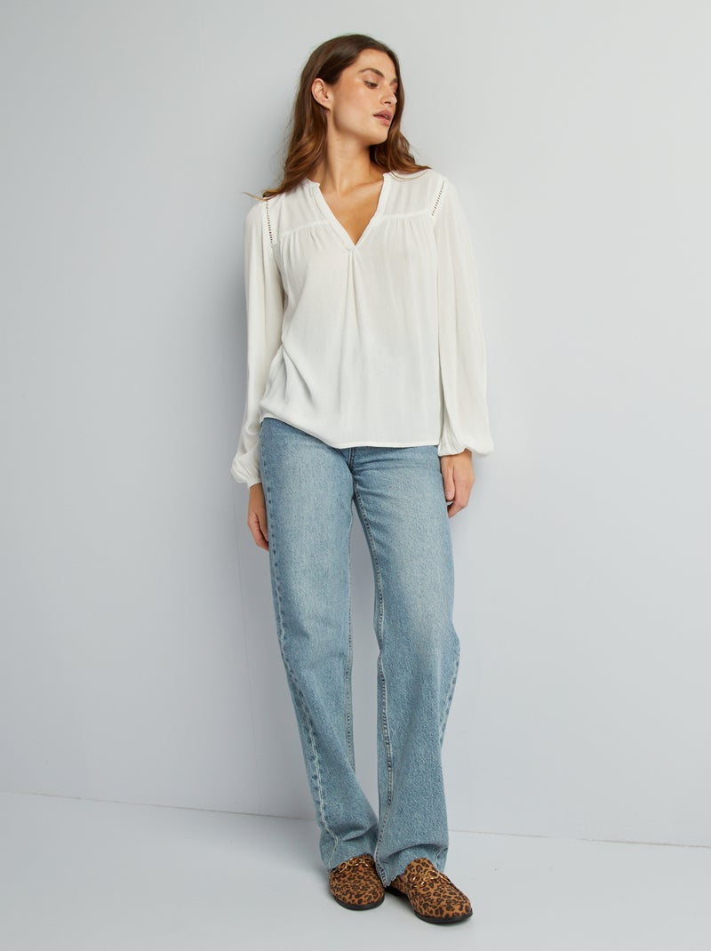 Blusa lisa con cuello de pico BLANCO - Kiabi