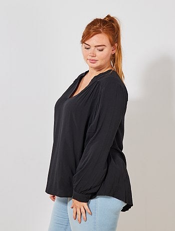 Tallas grandes mujer - Blusa lisa con textura y cuello de pico - Kiabi