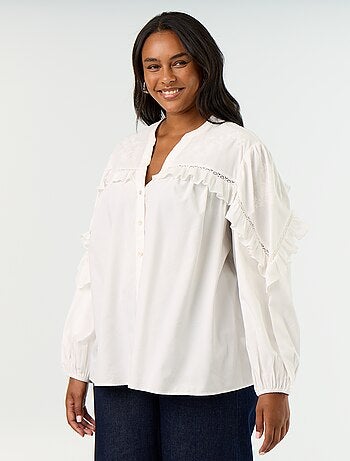 Blusa lisa con volantes
