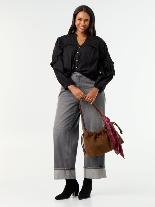 Blusa lisa con volantes - Kiabi Blusa lisa con volantes - Kiabi