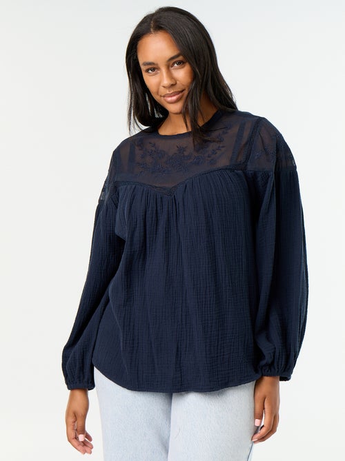 Blusa lisa de gasa de algodón y encaje - Kiabi Blusa lisa de gasa de algodón y encaje - Kiabi