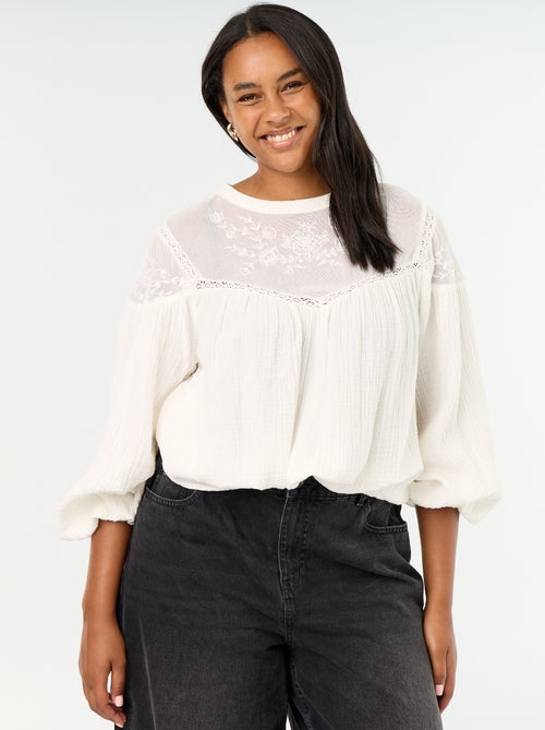 Blusa lisa de gasa de algodón y encaje - Kiabi Blusa lisa de gasa de algodón y encaje - Kiabi