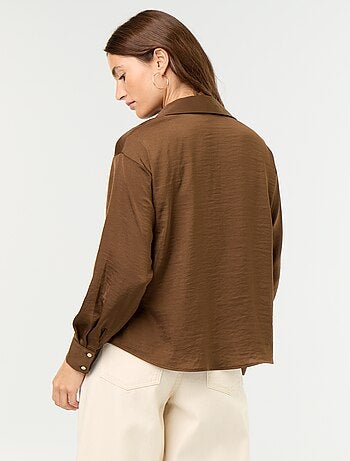 Blusa lisa satinada