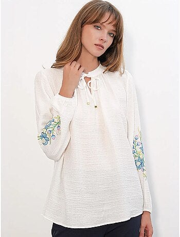 Blusa oversize de crepé bordado bdart