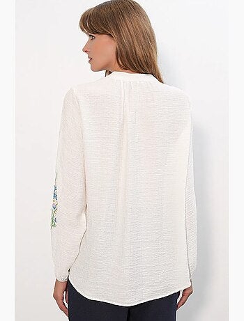 Blusa oversize de crepé bordado bdart