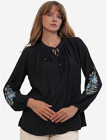 Blusa oversize de crepé bordado bdart