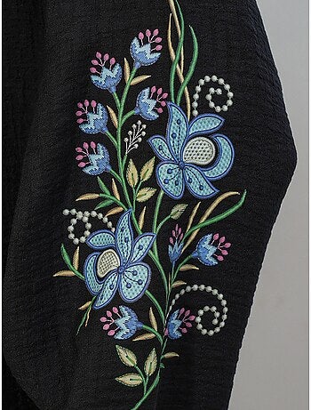 Blusa oversize de crepé bordado bdart