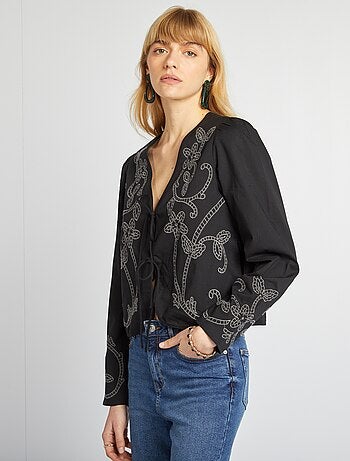 Blusa quimono bordada