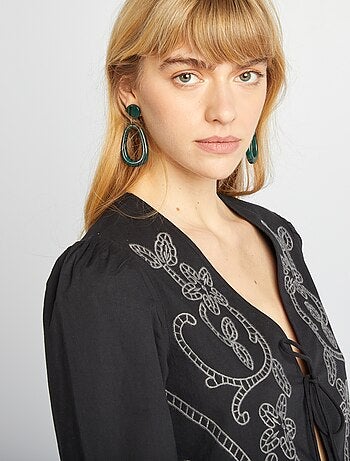 Blusa quimono bordada