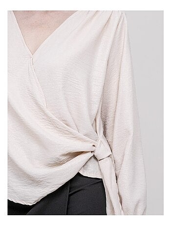 Blusa satinada ONESTA
