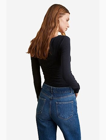 Blusa slim fit con escote barco y manga larga dilvin