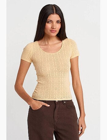 Blusa slim fit de canalé texturizado dilvin