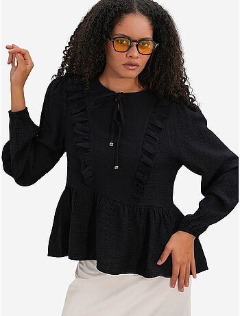Blusa tejida con volantes y cierre de lazada bdart