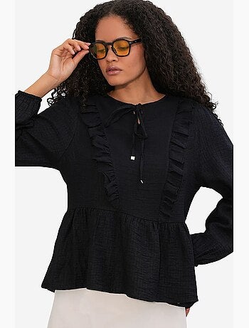 Blusa tejida con volantes y cierre de lazada bdart