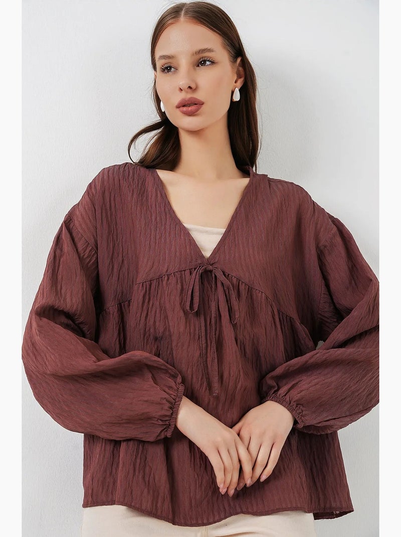 Blusa texturizada seersucker escote en v con lazo bdart Marrón chocolate - Kiabi
