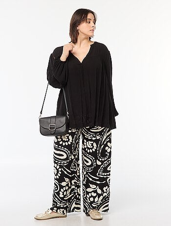 Blusa vaporosa estampada de punto de crepé
