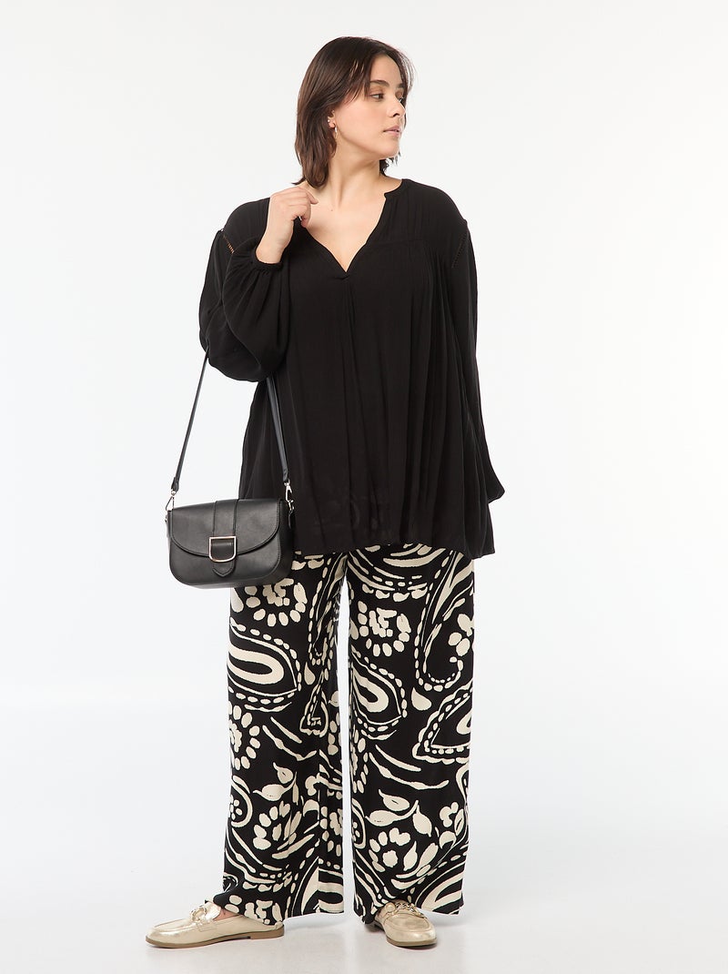 Blusa vaporosa estampada de punto de crepé negro - Kiabi