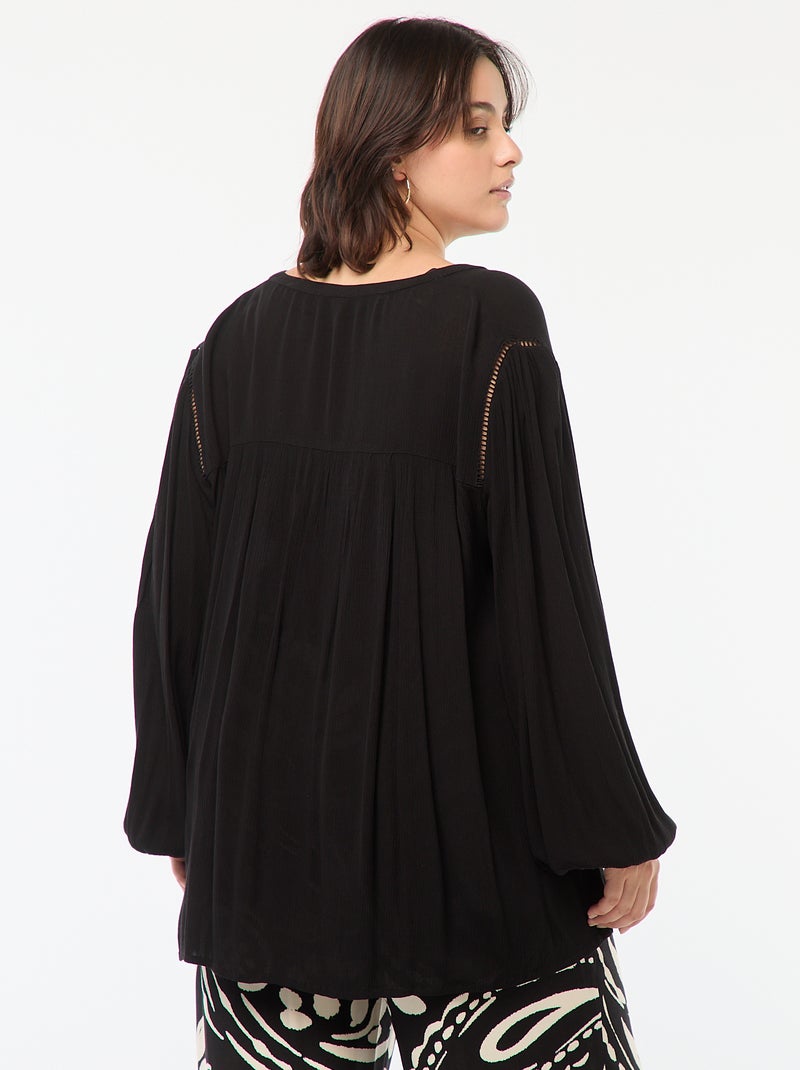 Blusa vaporosa estampada de punto de crepé negro - Kiabi