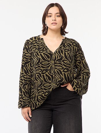 Blusa vaporosa estampada de punto de crepé