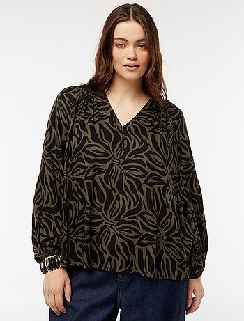 Blusa vaporosa estampada de punto de crepé