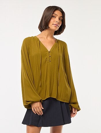 Blusa vaporosa lisa