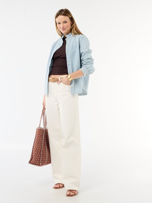 Blusa vaquera con cuello con volantes - Kiabi Blusa vaquera con cuello con volantes - Kiabi