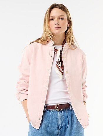 Blusa vaquera con cuello con volantes