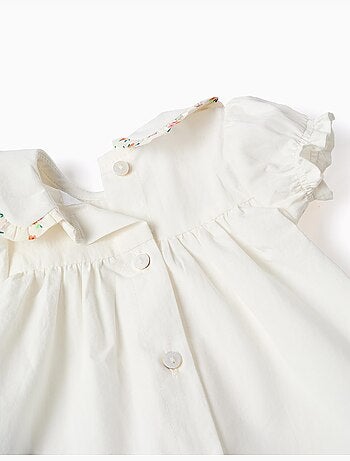 Blusa y cubrepañal de algodón con volantes