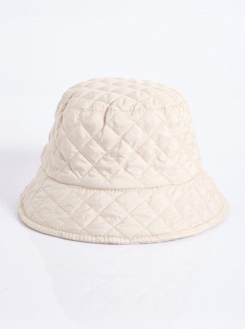 Bob acolchado con costuras - Kiabi