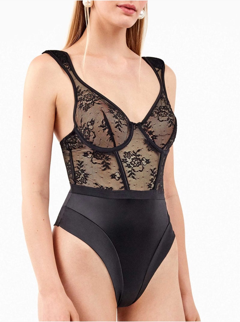 Body balconette con aro, foam, hombreras y encaje floral Negro - Kiabi