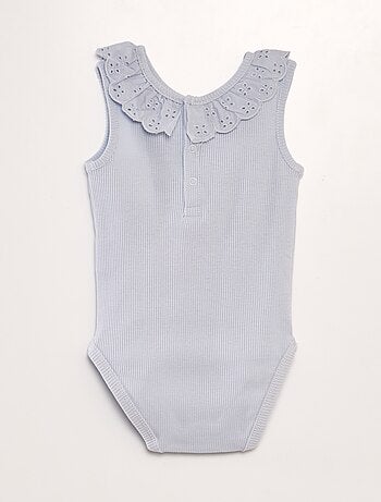 Body de canalé con cuello bordado