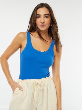 Body de canalé con tirantes