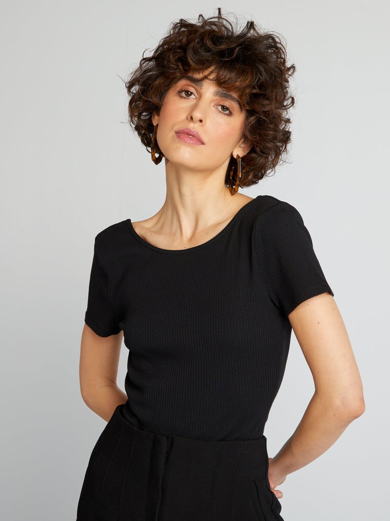 Body de canalé de manga corta con cuello redondo negro - Kiabi