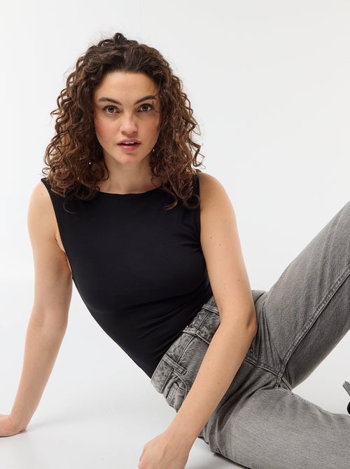 Body de espalda escotada con joya dorada - Kiabi