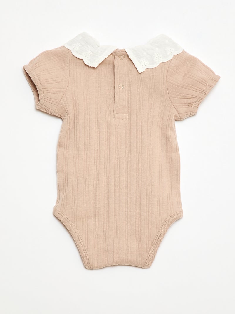 Body de manga larga en punto de canalé con cuello fantasía Beige - Kiabi
