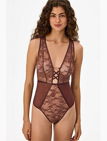 Body de mujer con tirantes penti