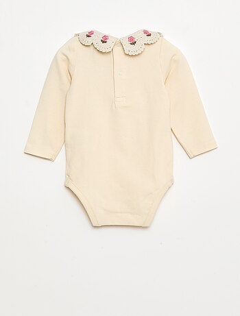 Body de punto jersey con cuello Claudine bordado