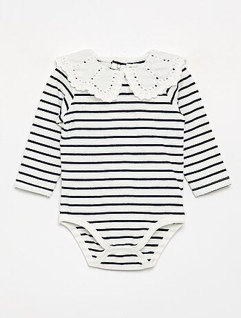 Body estampado con cuello Claudine de bordado inglés