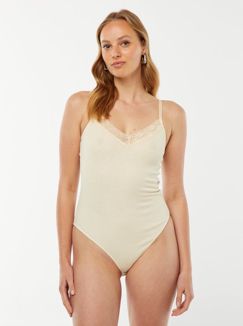 Body liso acanalado con encaje - Kiabi