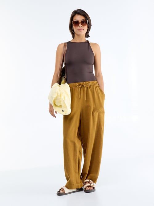 Body liso con joyas de fantasía en los tirantes - Kiabi