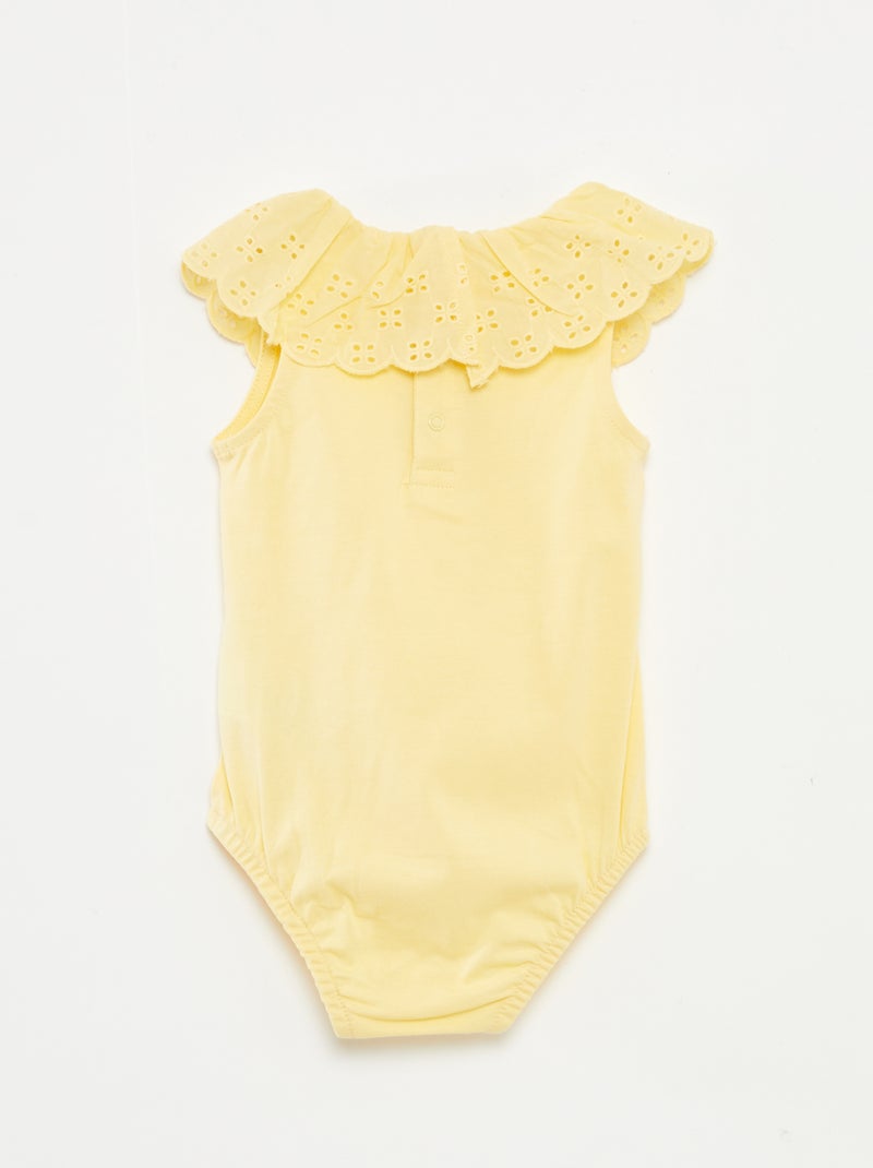 Body sin mangas con cuello amplio de bordado inglés AMARILLO - Kiabi
