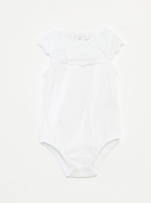 Body sin mangas con cuello amplio de bordado inglés - Kiabi