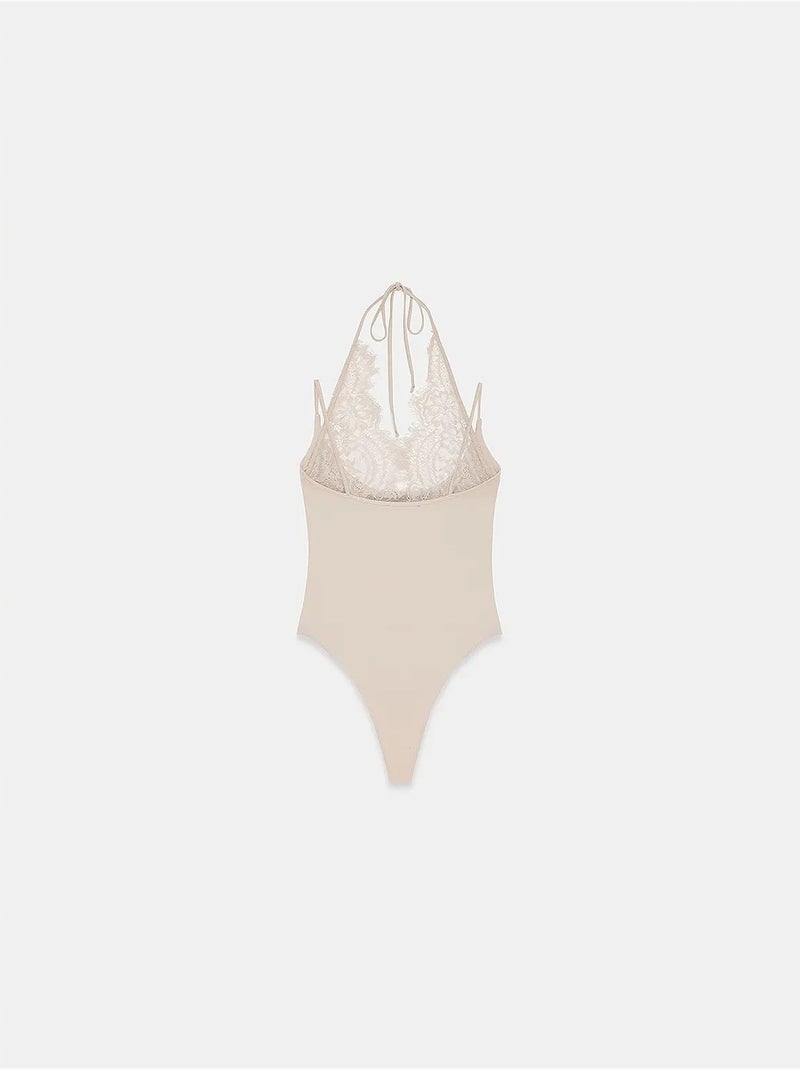 Body sin mangas con recortes bordados dilvin Beige arcilla - Kiabi