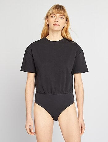 Body tipo camiseta de manga corta