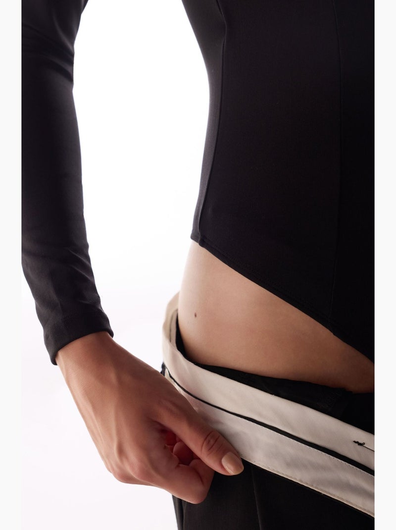 Bodysuit con escote corazón y manga larga penti Negro - Kiabi