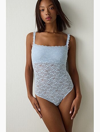 Bodysuit de escote cuadrado, sin aros, con copas extraíbles penti